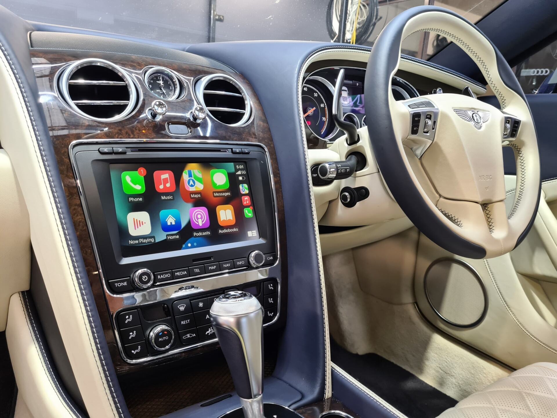 Apple Carplay Android Auto Integration — Apple CarPlay Installation in Gold Coast, QLD