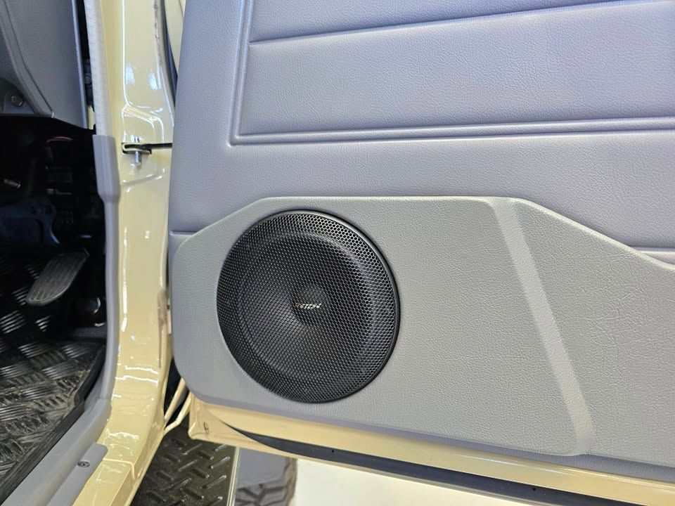 Car Stereo Installation In Gold Coast With Premium Door Audio System
