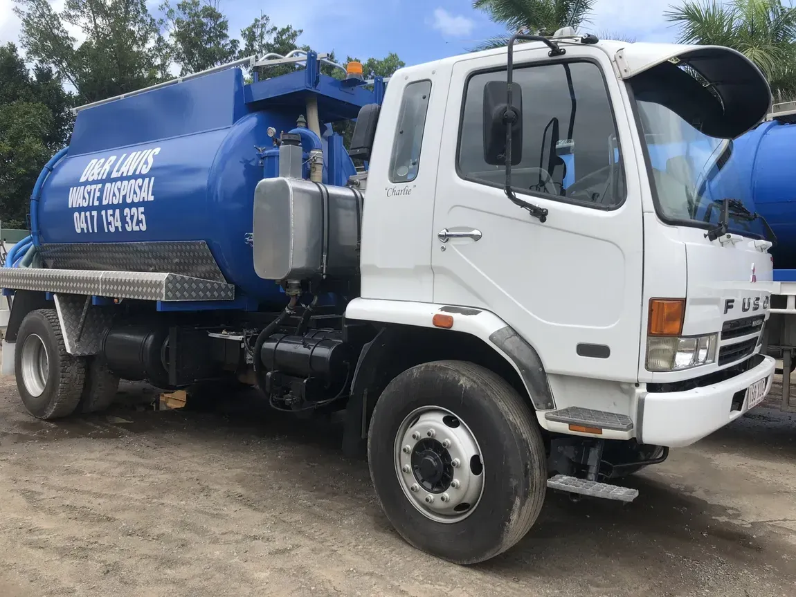 Grease Trap Cover — Portsmith, OLD — D & R Lavis Waste Disposal