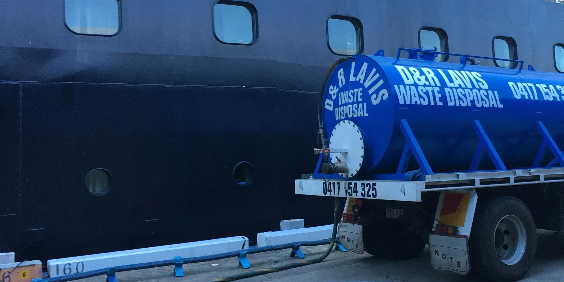 Waste Disposal Truck — Portsmith, OLD — D & R Lavis Waste Disposal