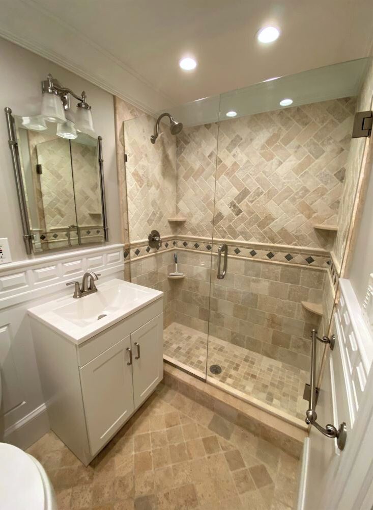 bathroom with specialty cut wainscoting