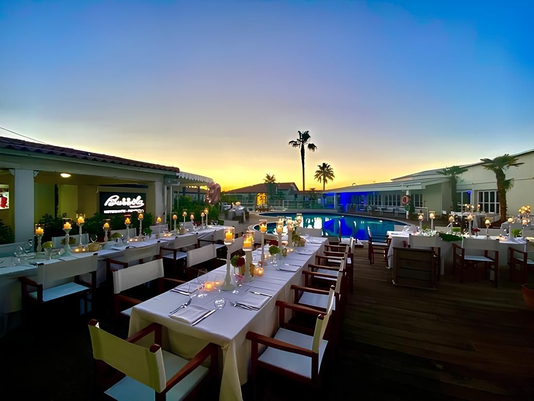 tavoli in spIAGGIA