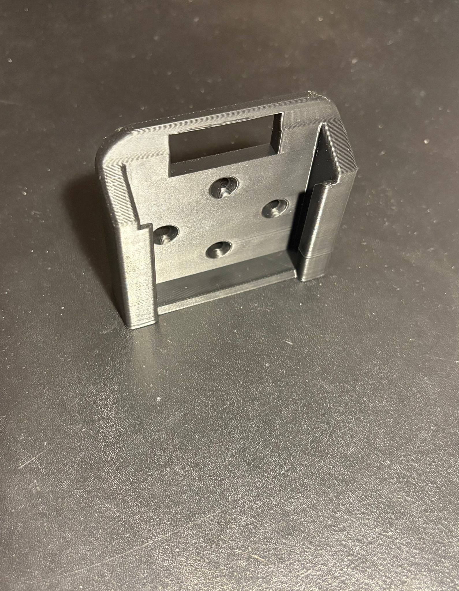 Battery holder for Makita 18V LXT