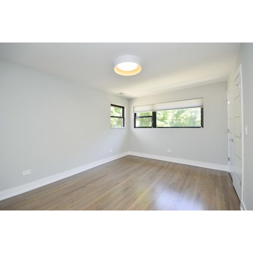 undefined - Image 3