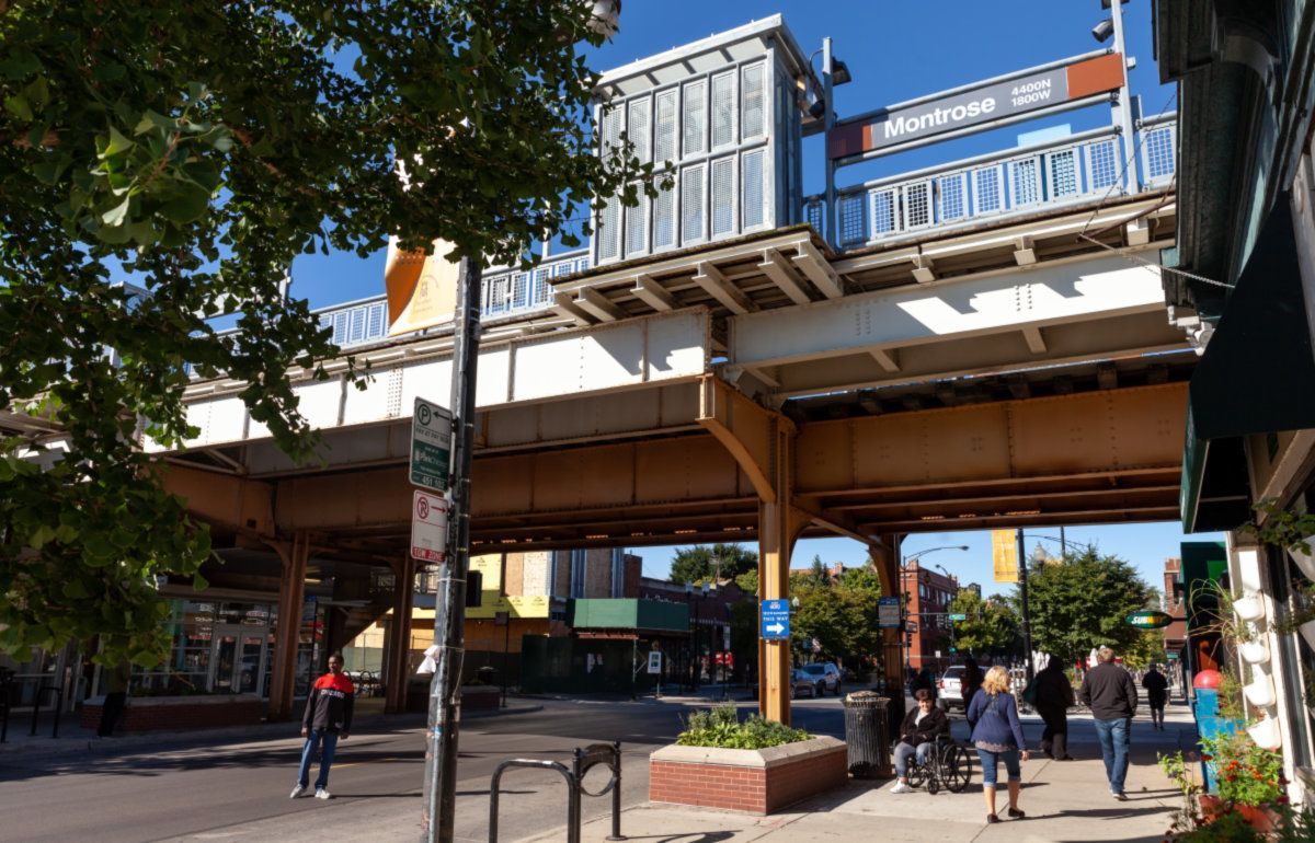 Ravenswood train station