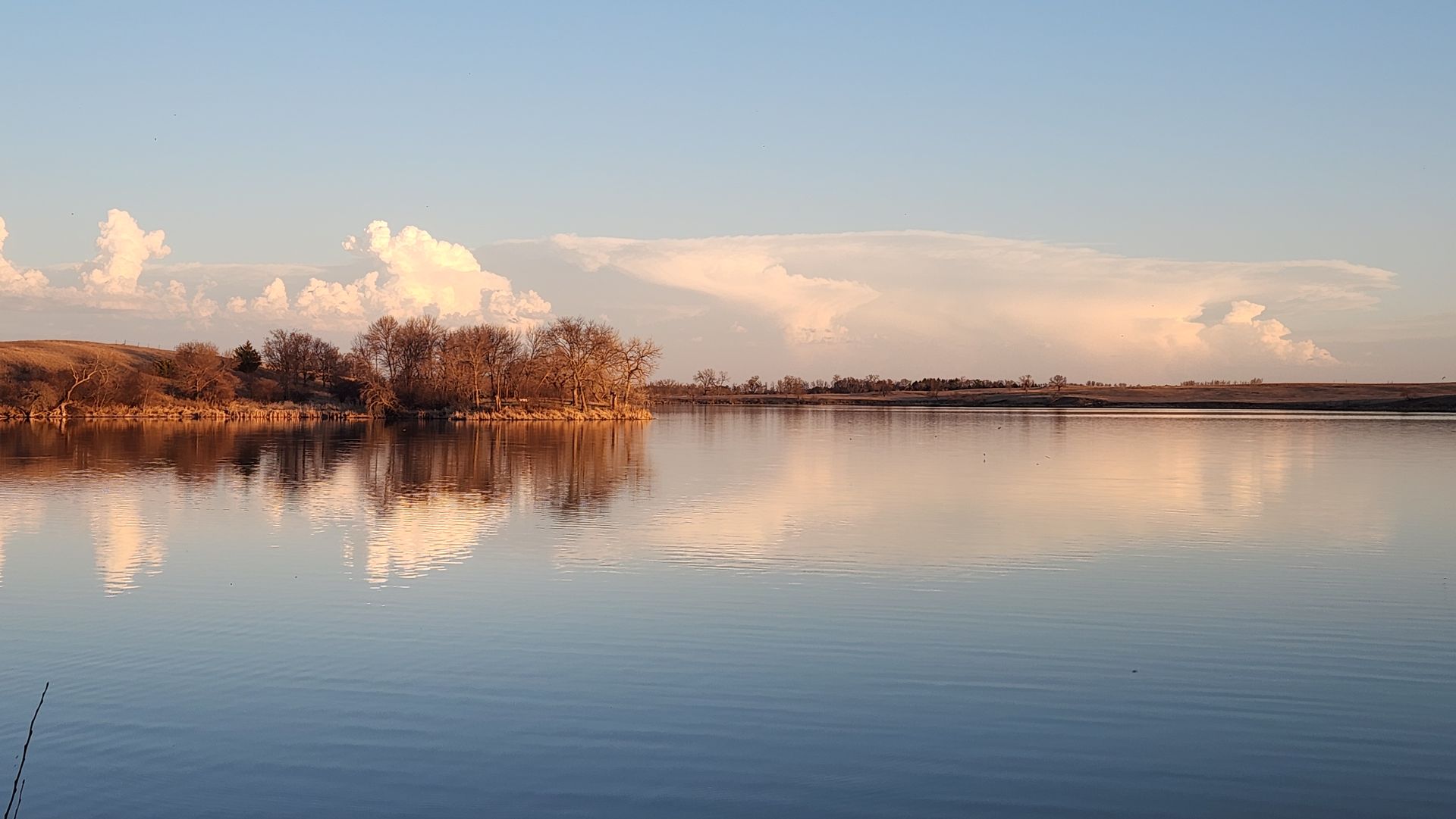 A calm night on Lake Oakwood.