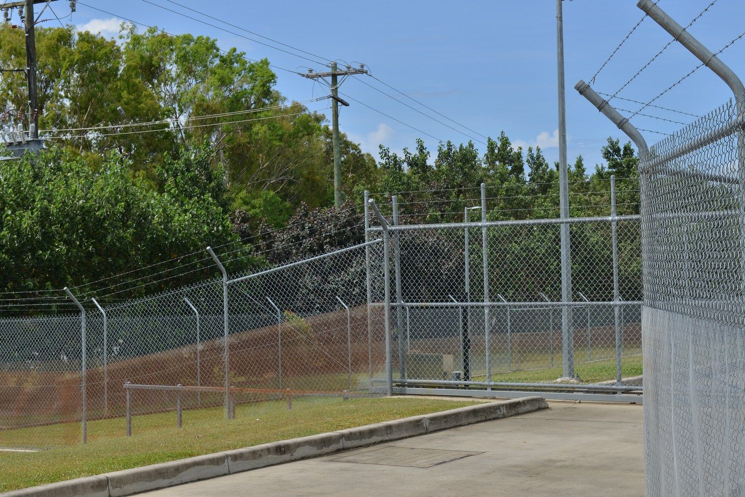 A Chain Wire Fence — Chain Wire Fencing in Bentley Park, QLD