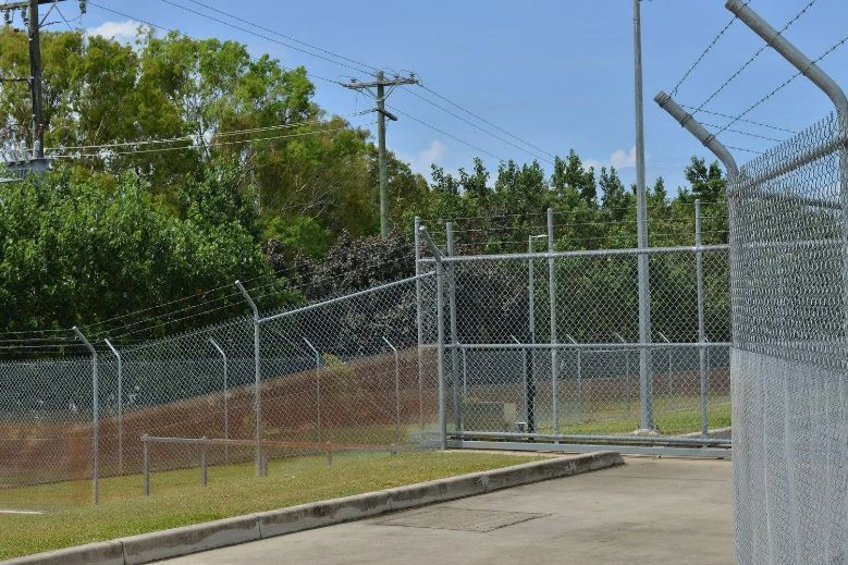 Chain Link Fencing With Barbed Wire, Fencing Supplies Townsville