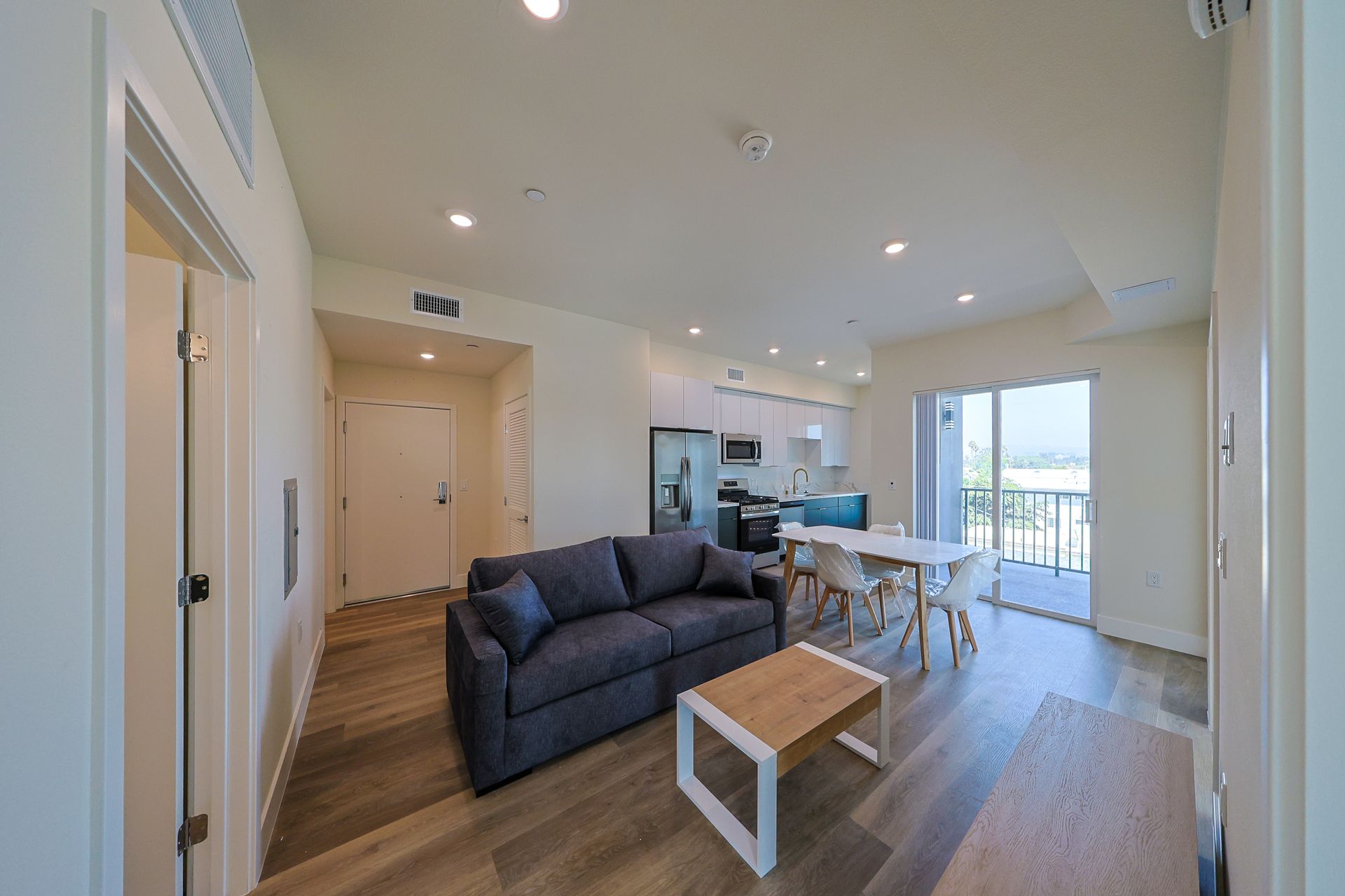 1317 Jefferson Living Room
