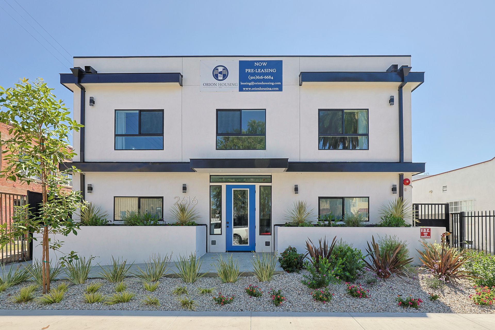 double story house for leasing