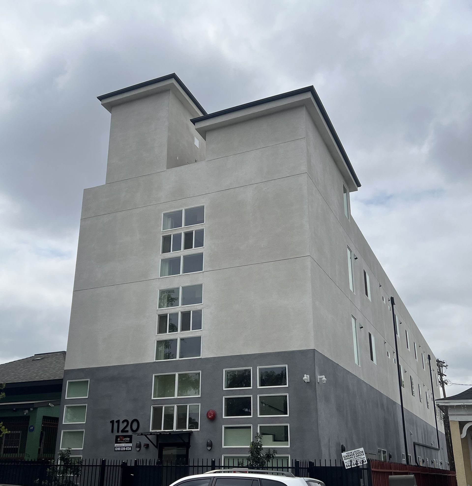 1120 25th Exterior