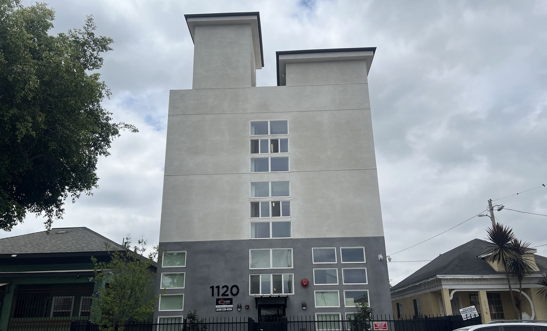 1120 25th Exterior
