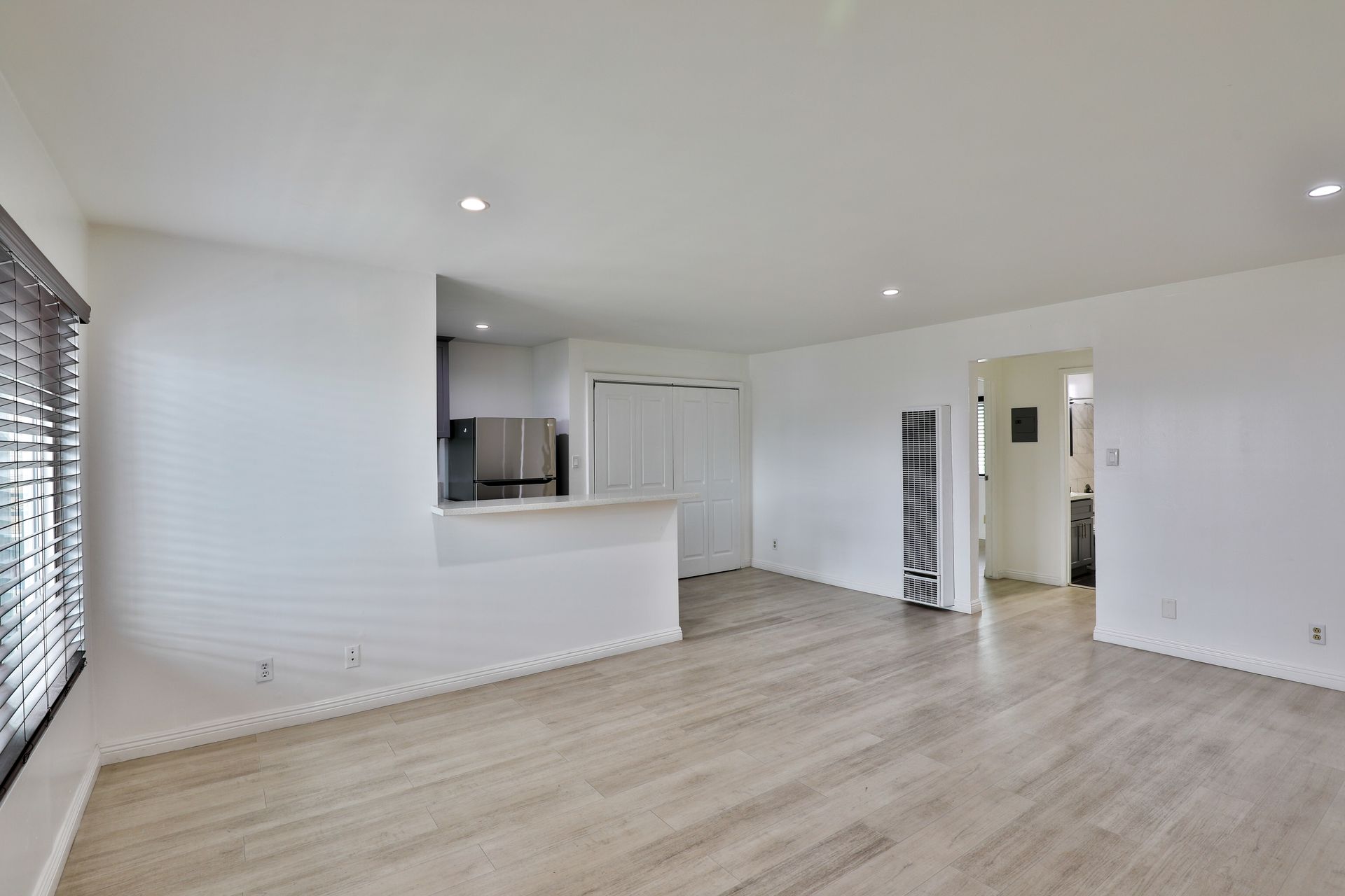 1881 Jefferson St living Room