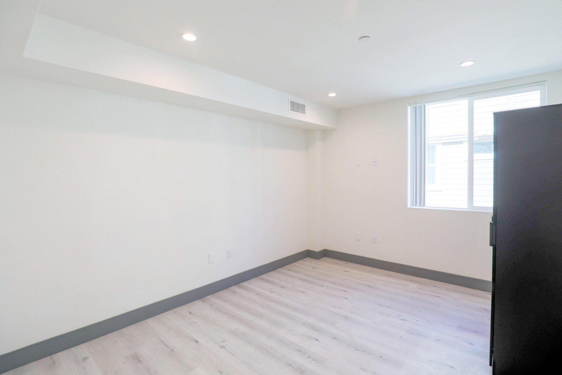 this image shows a empty room