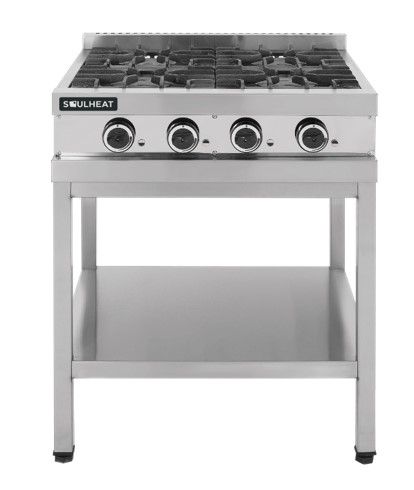 Cocina a gas comercial de acero inoxidable con cuatro quemadores, estante y perillas de control.