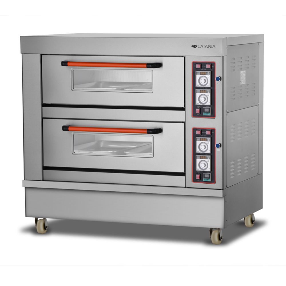 Horno comercial de doble piso con puertas de vidrio, paneles de control y ruedas, fabricado en acero inoxidable.