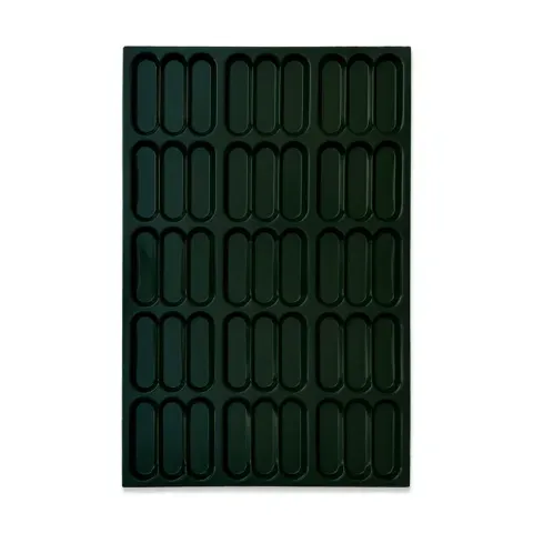 Bandeja para hornear rígida, de color verde oscuro, con 42 hendiduras oblongas para panes individuales.