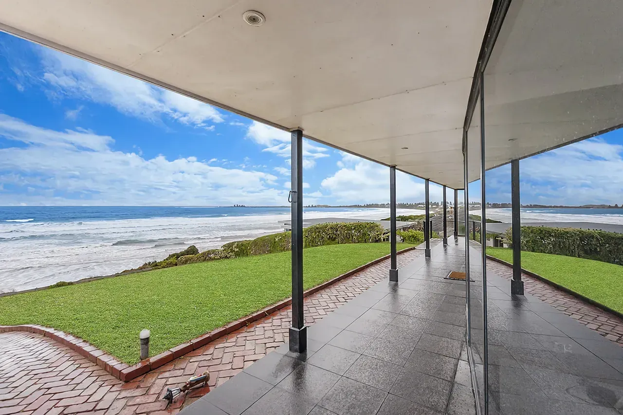 Iluka Verandah
