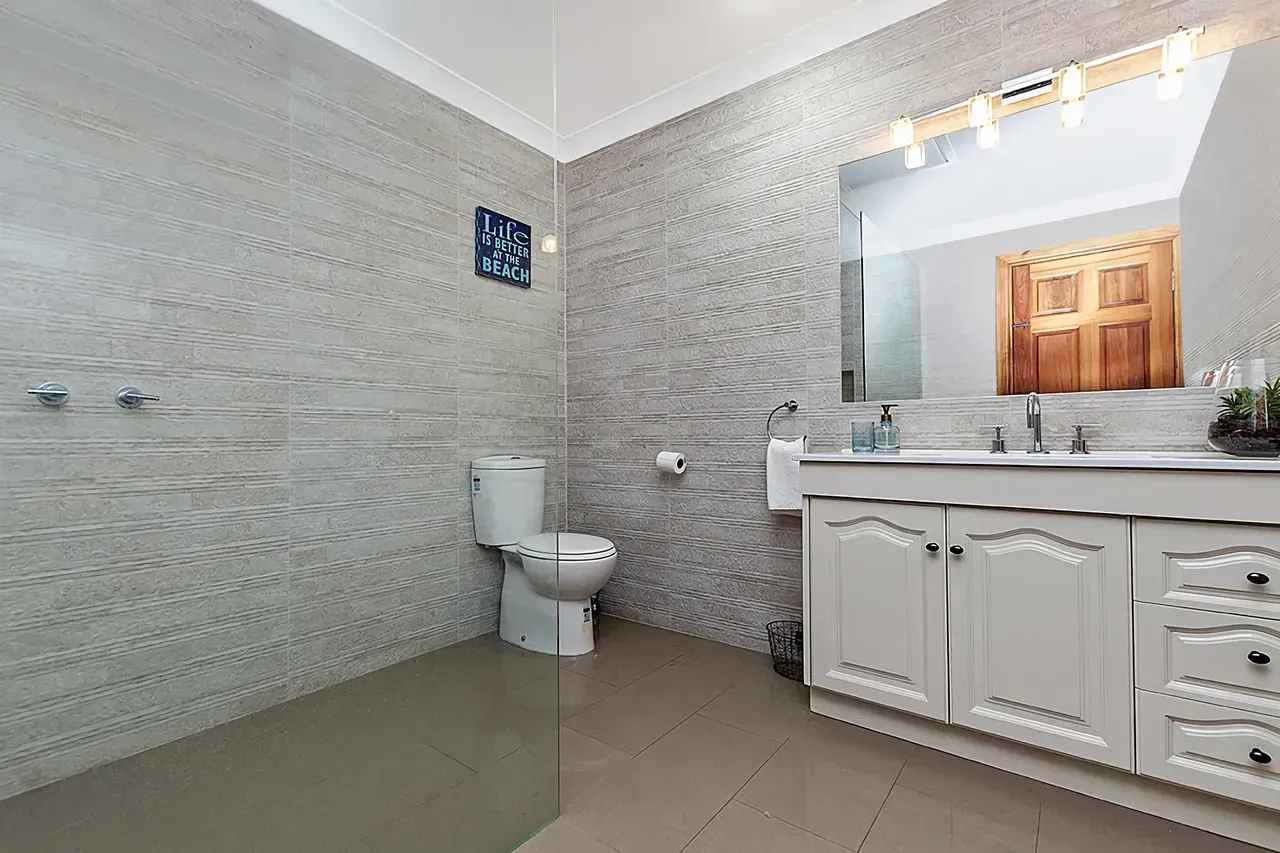 Iluka Bathroom