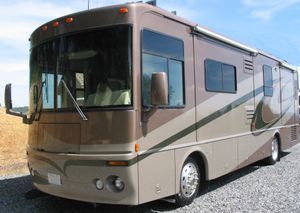 Light Brown Bus — Sacramento, CA — Kearney's Truck Painting Light Brown Bus — Sacramento, CA — Kearney's Truck Painting