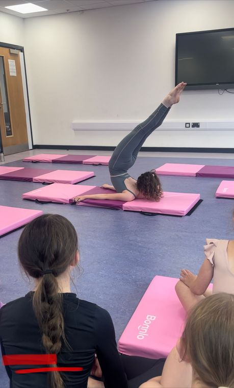 acro dance class