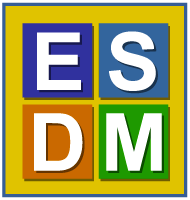 黃色邊框內包含藍色「E」、綠色「S」、橘色「D」和綠色「M」方塊的標誌。