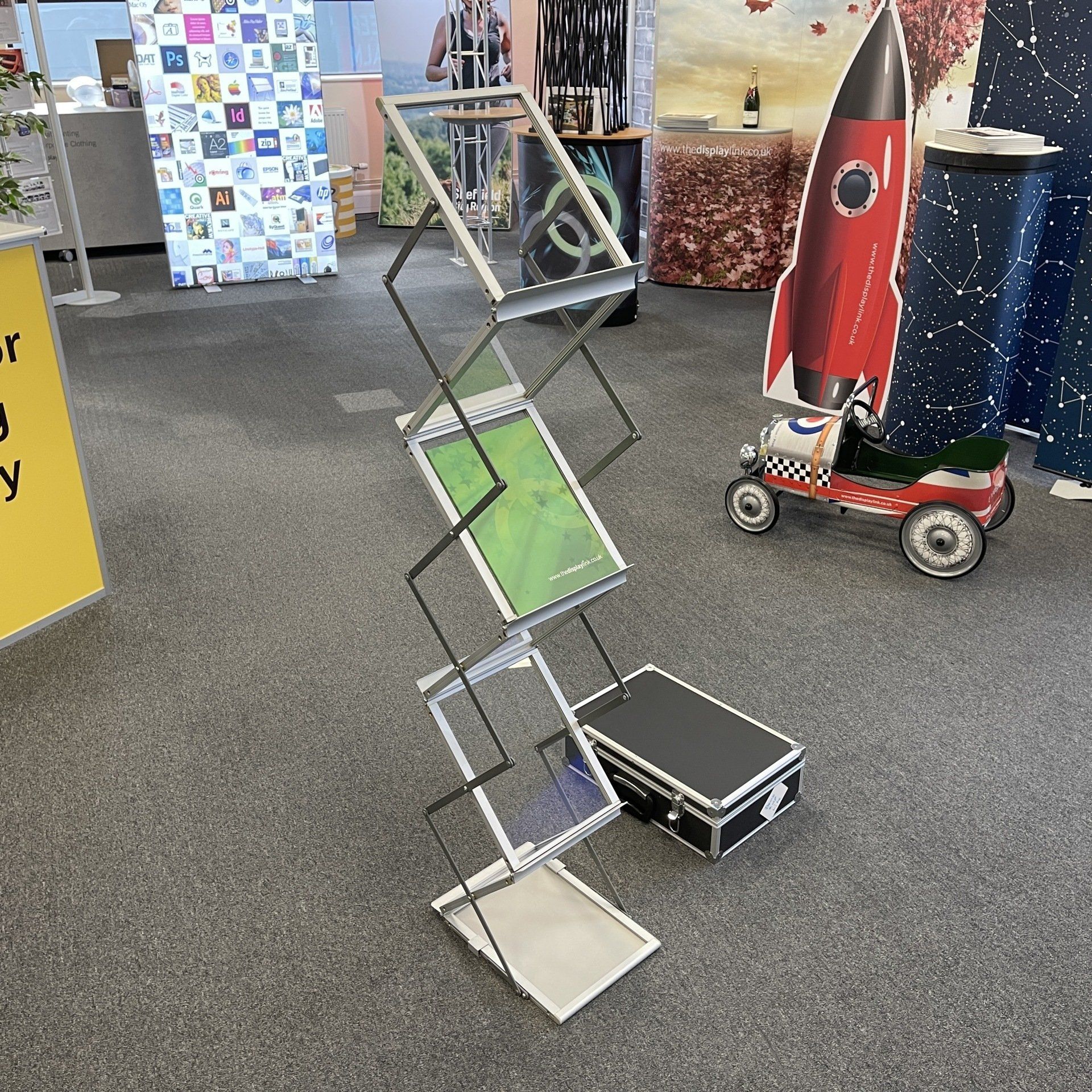 Zed Up Lite Literature Stand
