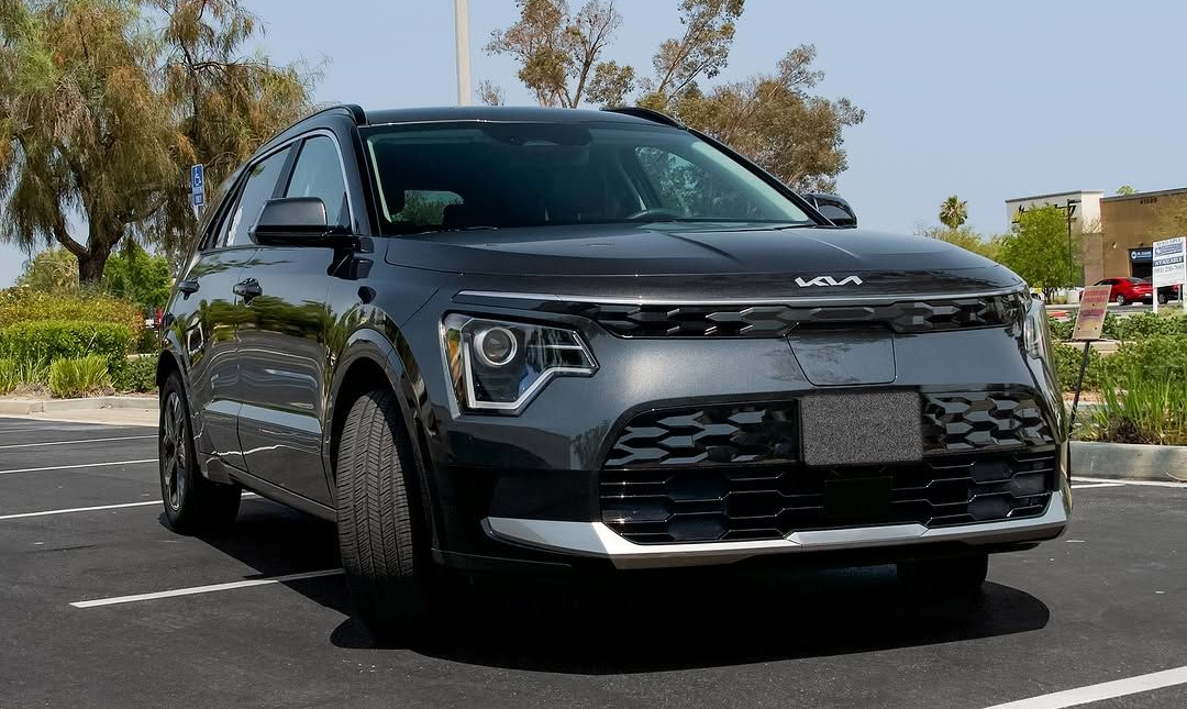 vehicle with ceramic coating parked outside