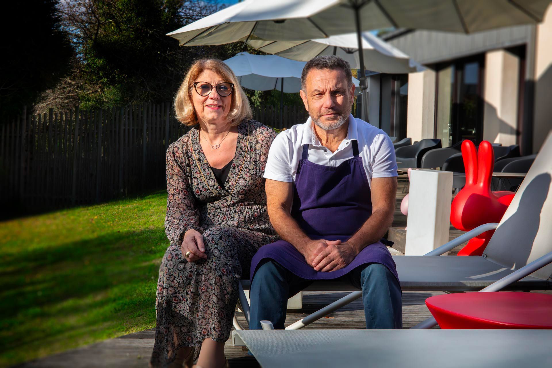 Odile et Jacques Arrayet gérant de l'hôtel restaurant SPA l'Aubinière situé à Saint-Ouen-les-Vignes près d'Amboise