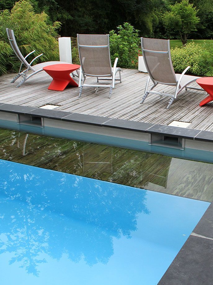 Piscine de l'hôtel de l'Aubinière situé à Saint-Ouen-les-Vignes près d'Amboise