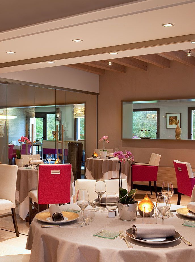 Salle de Restaurant gastronomique de l'Aubinière situé à Saint-Ouen-les-Vignes près d'Amboise