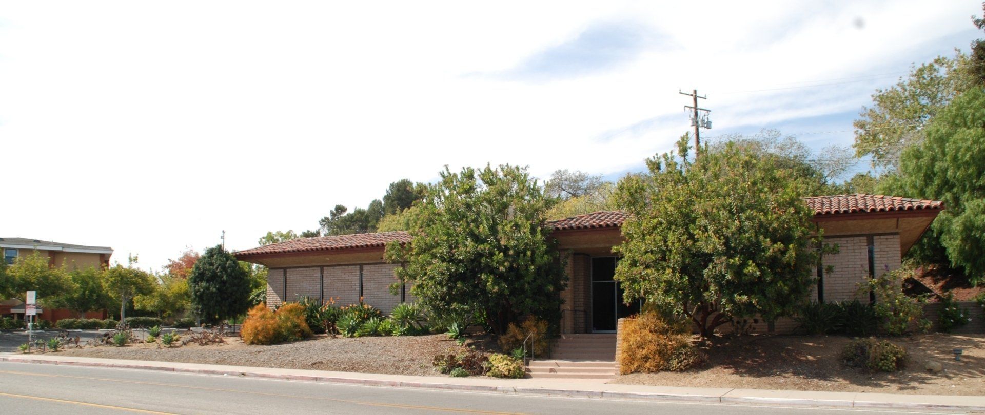 4860 Calle Real