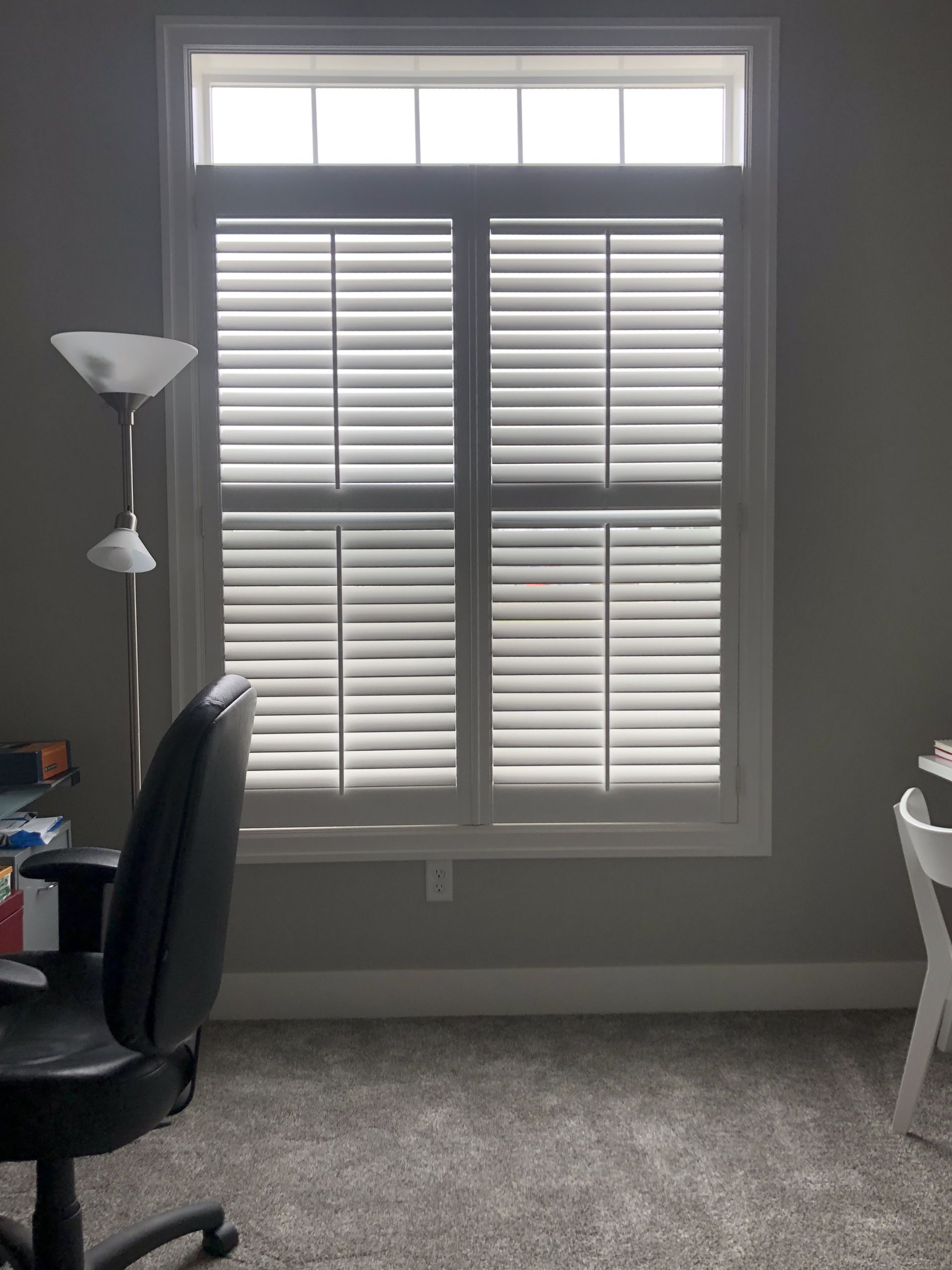 A living room with new blinds in Medford, Oregon.