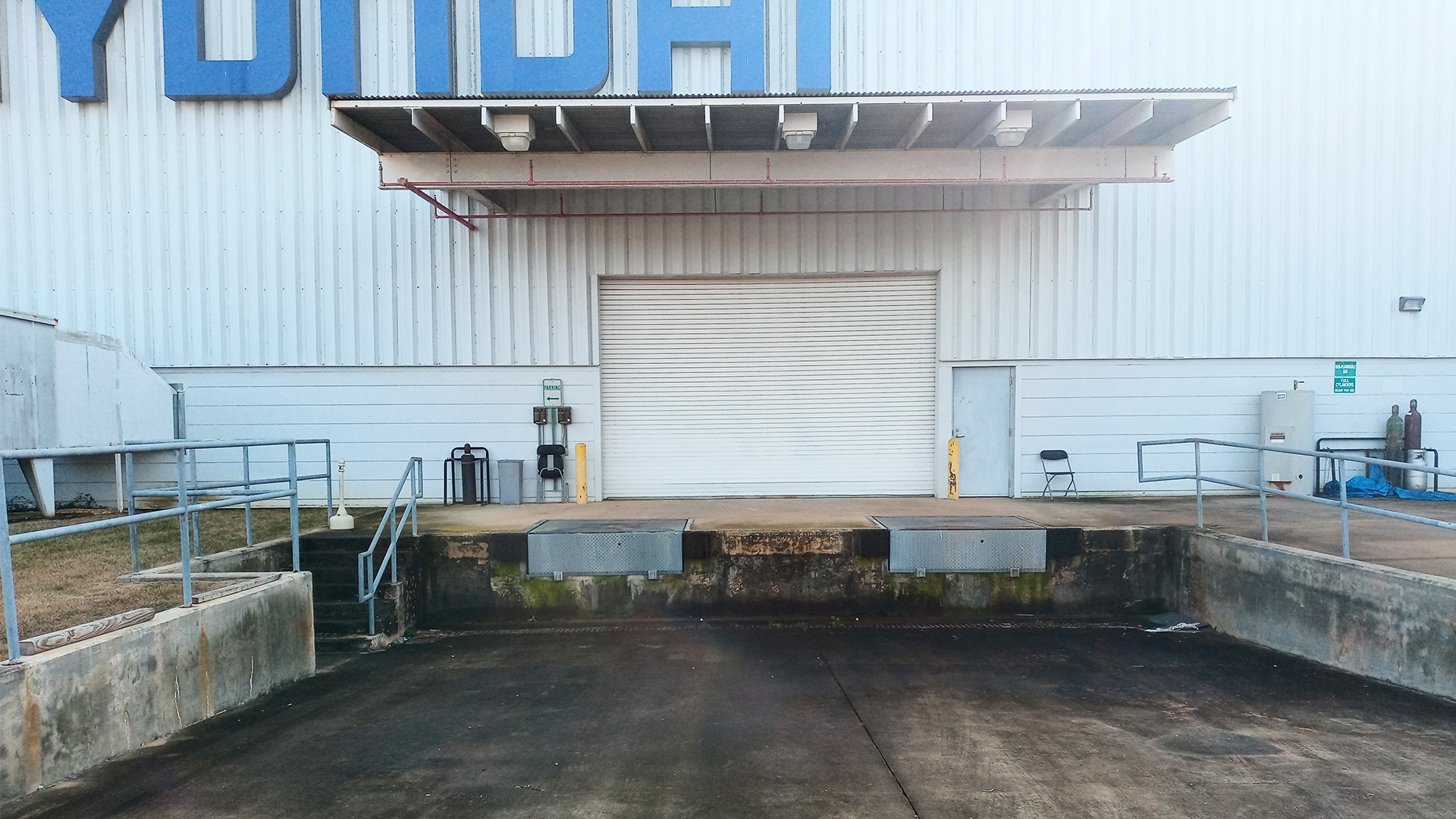 Hyundai Motor Manufacturing – Before Industrial Exterior Cleaning