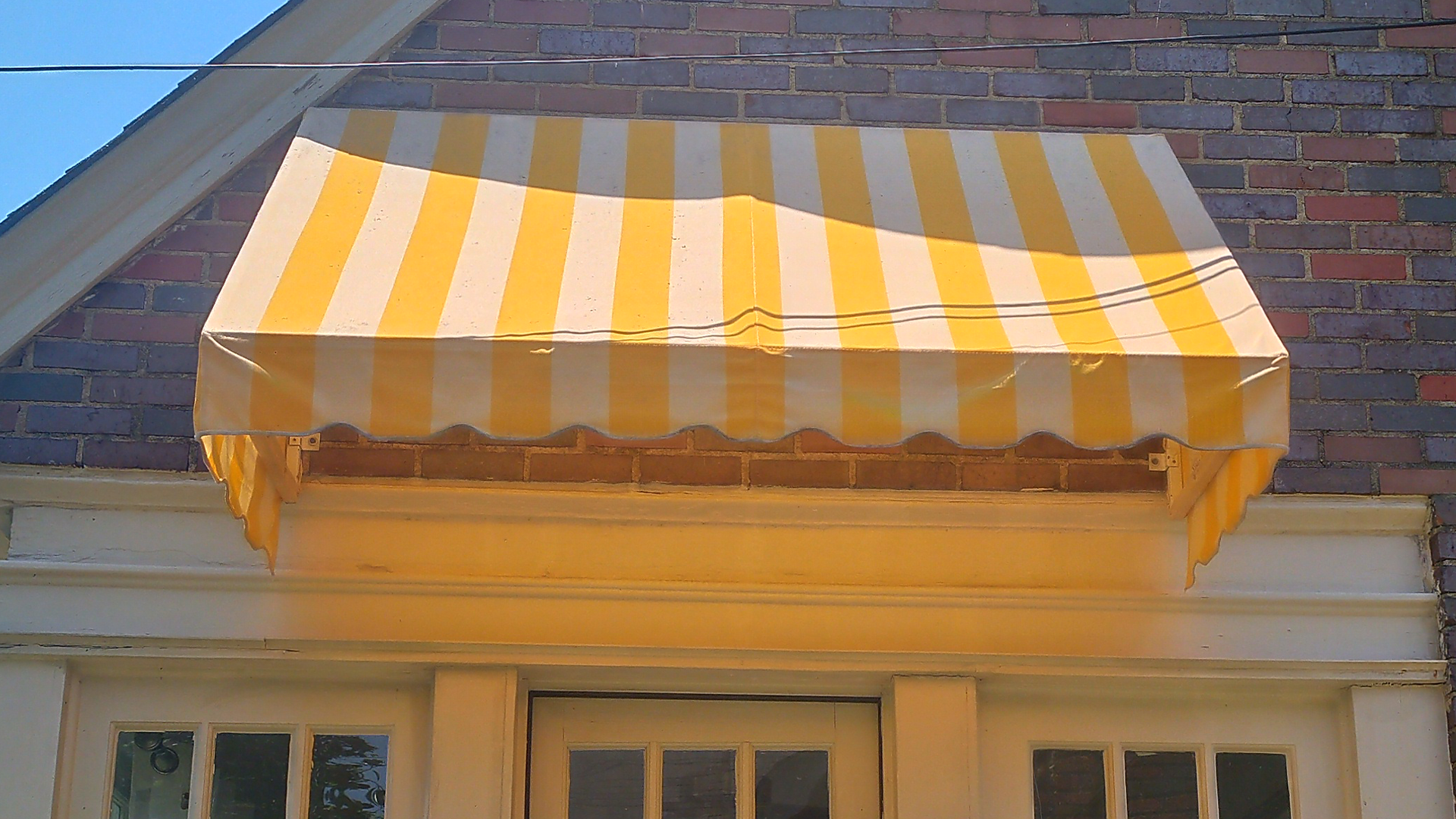 Residential Awning – After Softwashing