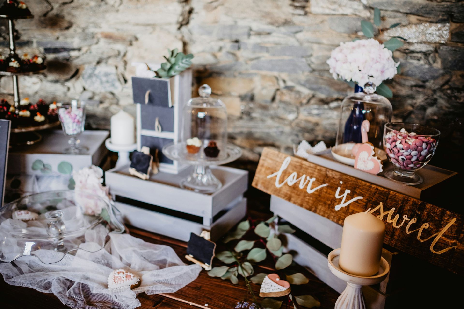 Loved Again South Coast – Curated Pre-Loved Wedding Gown