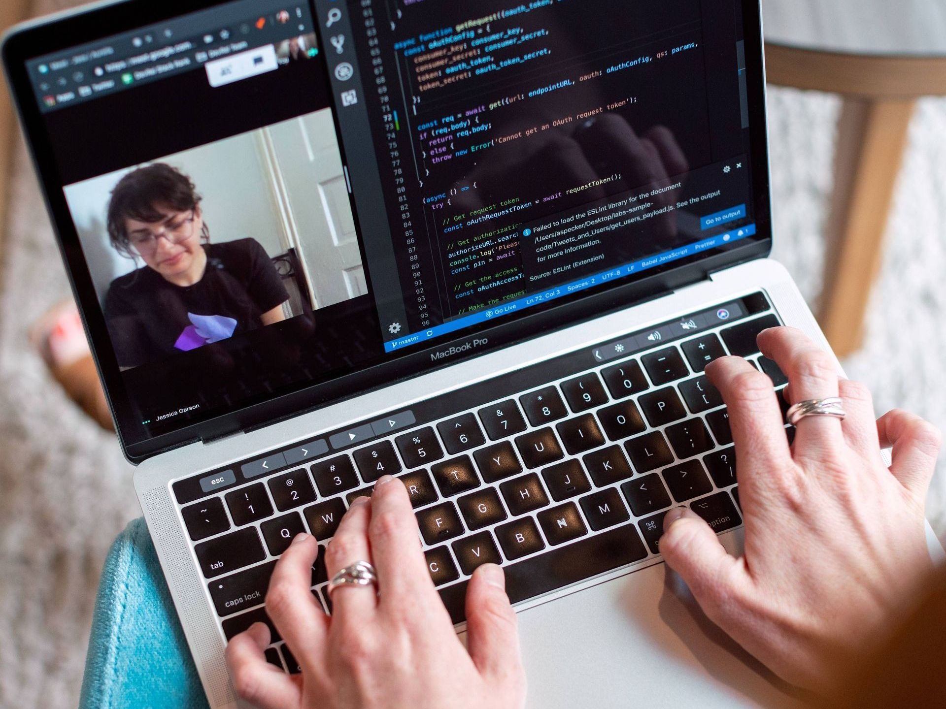 Remote moderated usability test shares user's screen