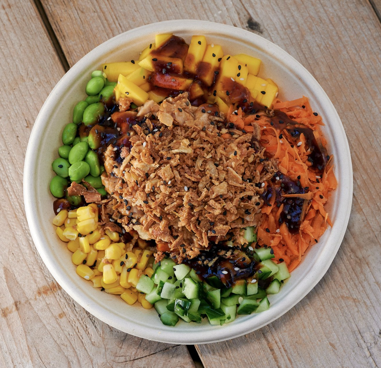 Poké bowl Sweet Chicken van Poké-Loco