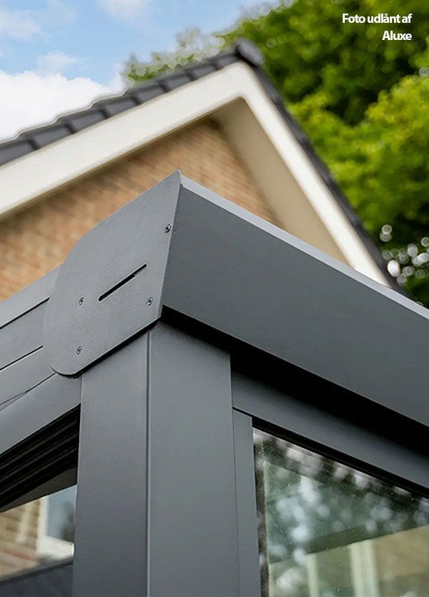 Topline overdækning. Aluminium og glas overdækning. Foto:Aluxe.