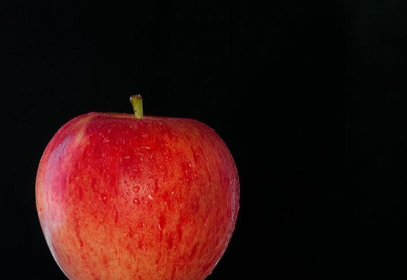Mela annurca rossa: come l'estratto di questo frutto aiuta a combattere la caduta dei capelli