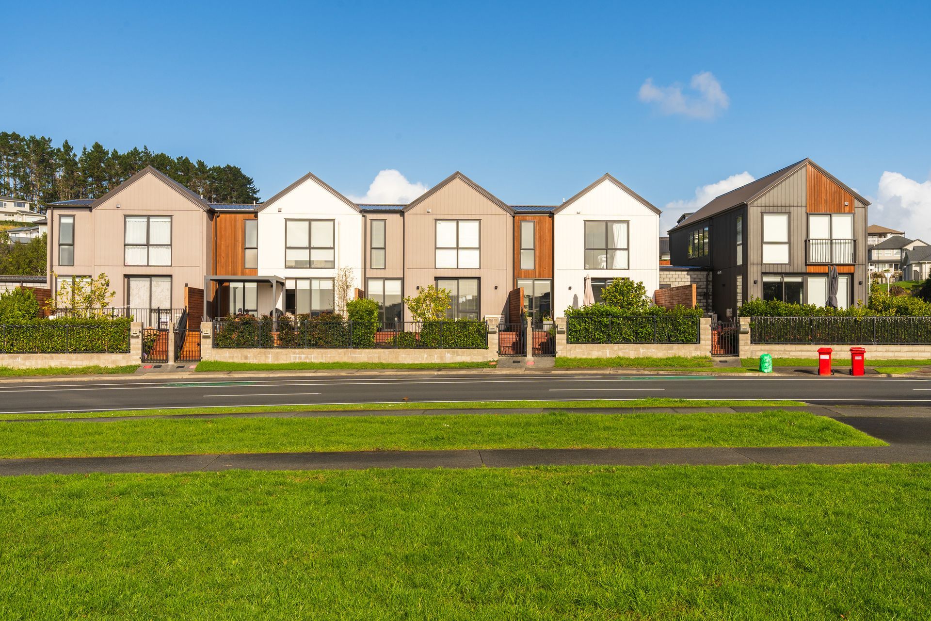 Image of a row of modern attached houses.