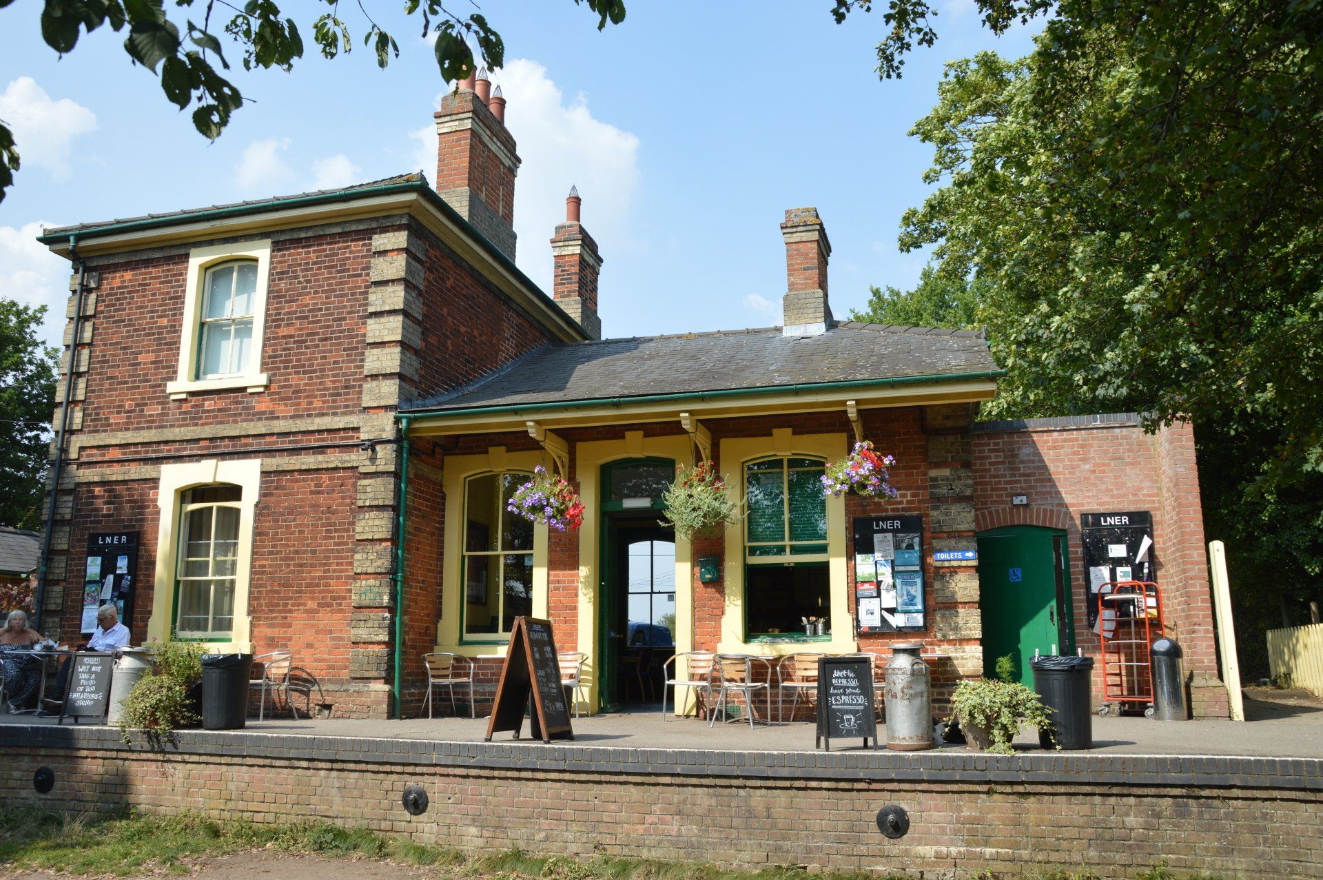 Rayne Station