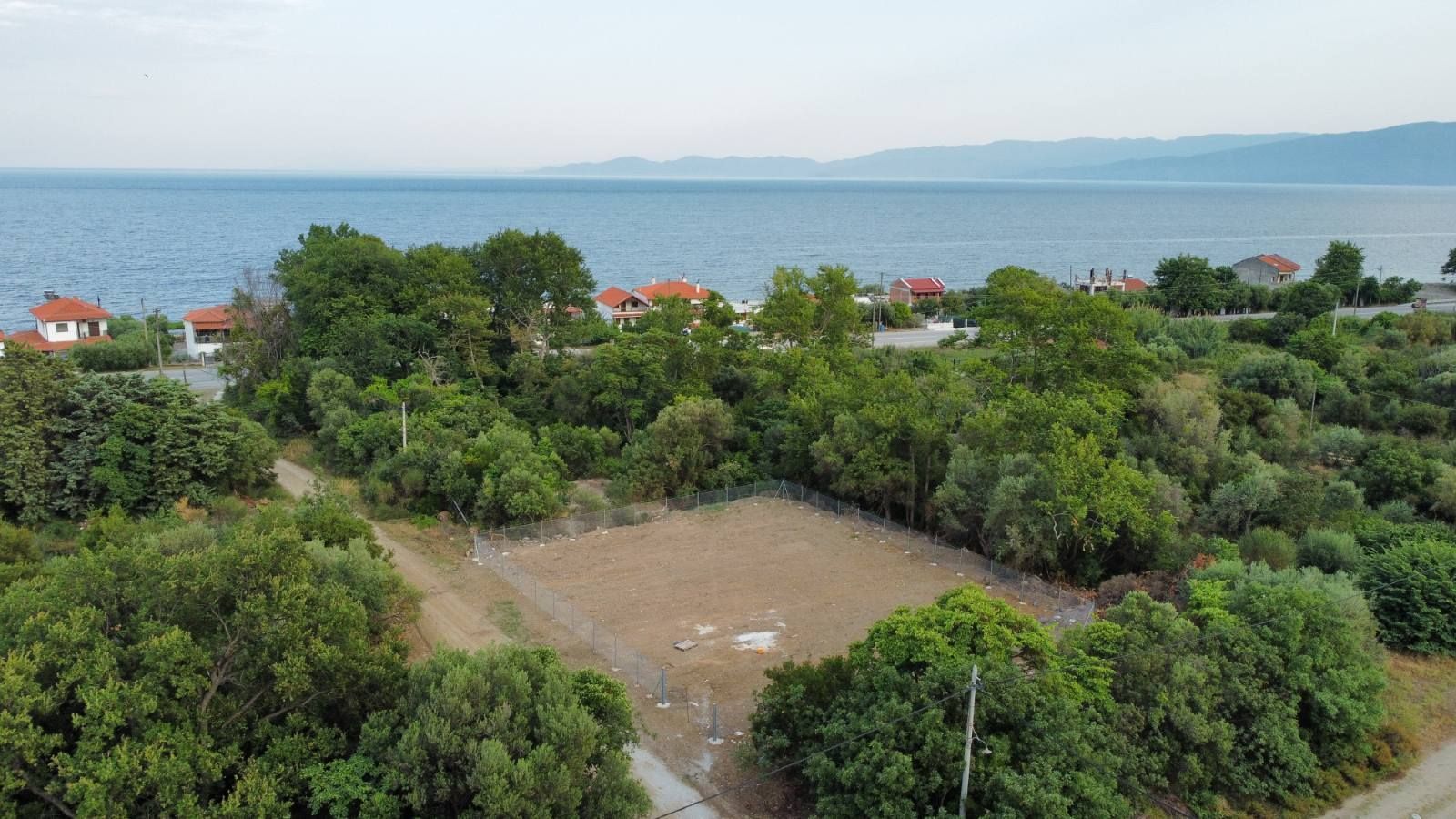 Къщи до морето в Неа Кердилия близо до Loggari Beach