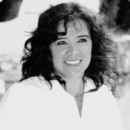 Rose Mary Flores