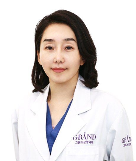 Dr. Lee Seoung Hyoun, anesthesiologist at Grand Plastic Surgery, Seoul