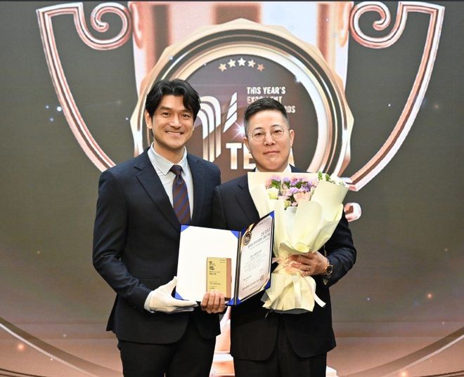Grand Plastic Surgery award ceremony