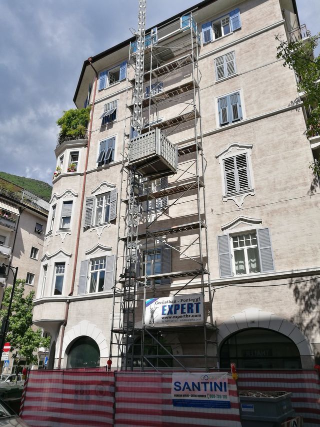 Beispiel 2 von Lastenaufzügen und Aufzügen