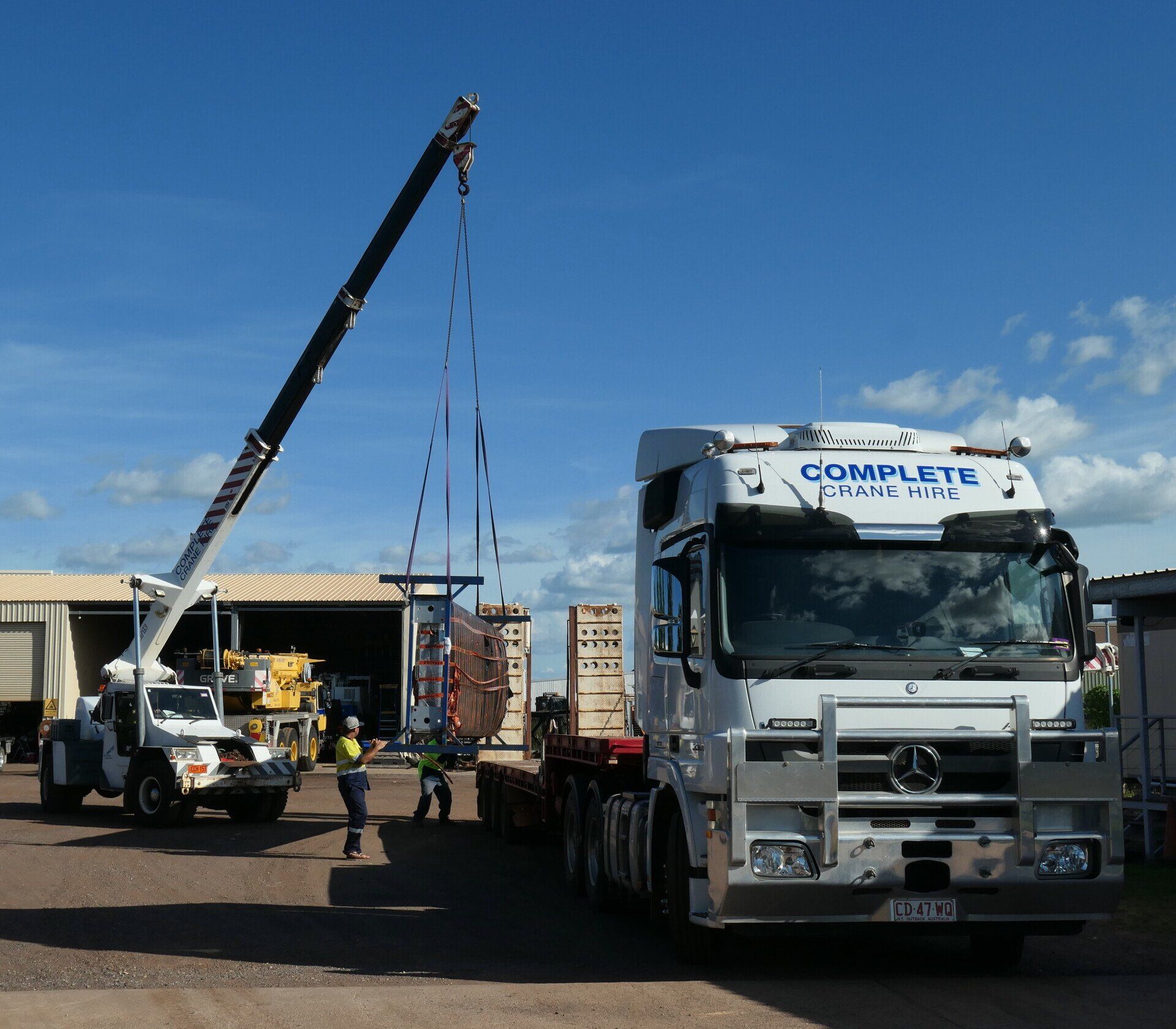 Franna Loading Sign — Complete Crane Hire in Pinelands, NT