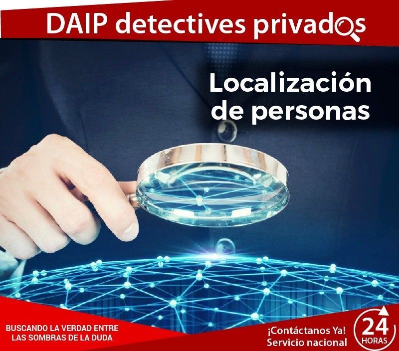 Anuncio en español de detectives privados para localización de personas, con una lupa sobre una mano y fondo azul.