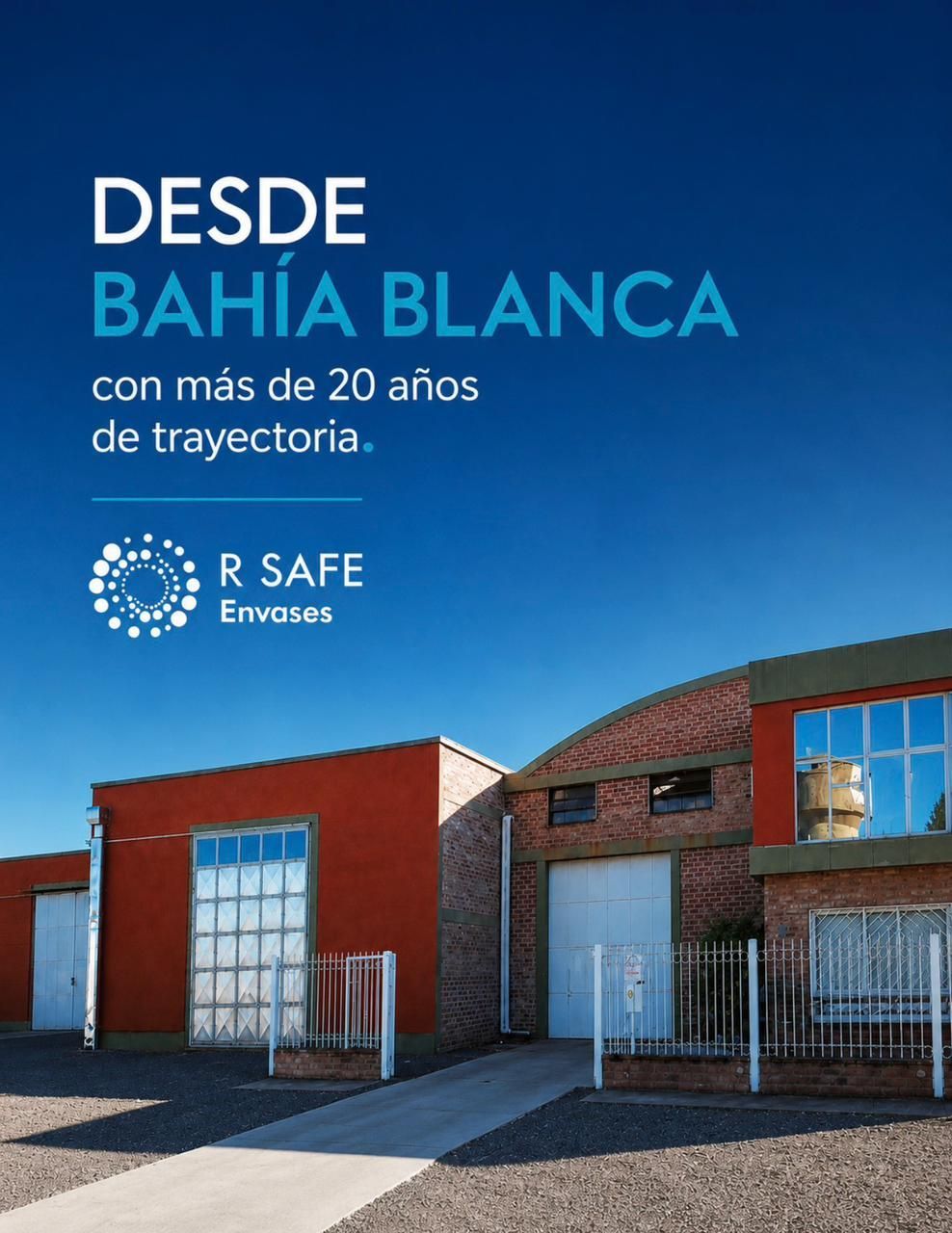 Edificios de Bahía Blanca con el texto “Desde Bahía Blanca, con más de 20 años de trayectoria”